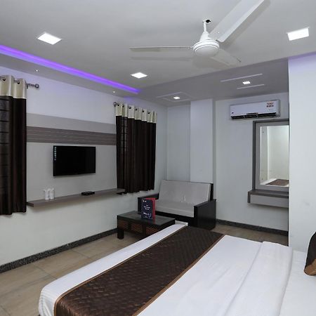 Oyo Hotel Vaishnavi Heritage Inn Agra  Ngoại thất bức ảnh