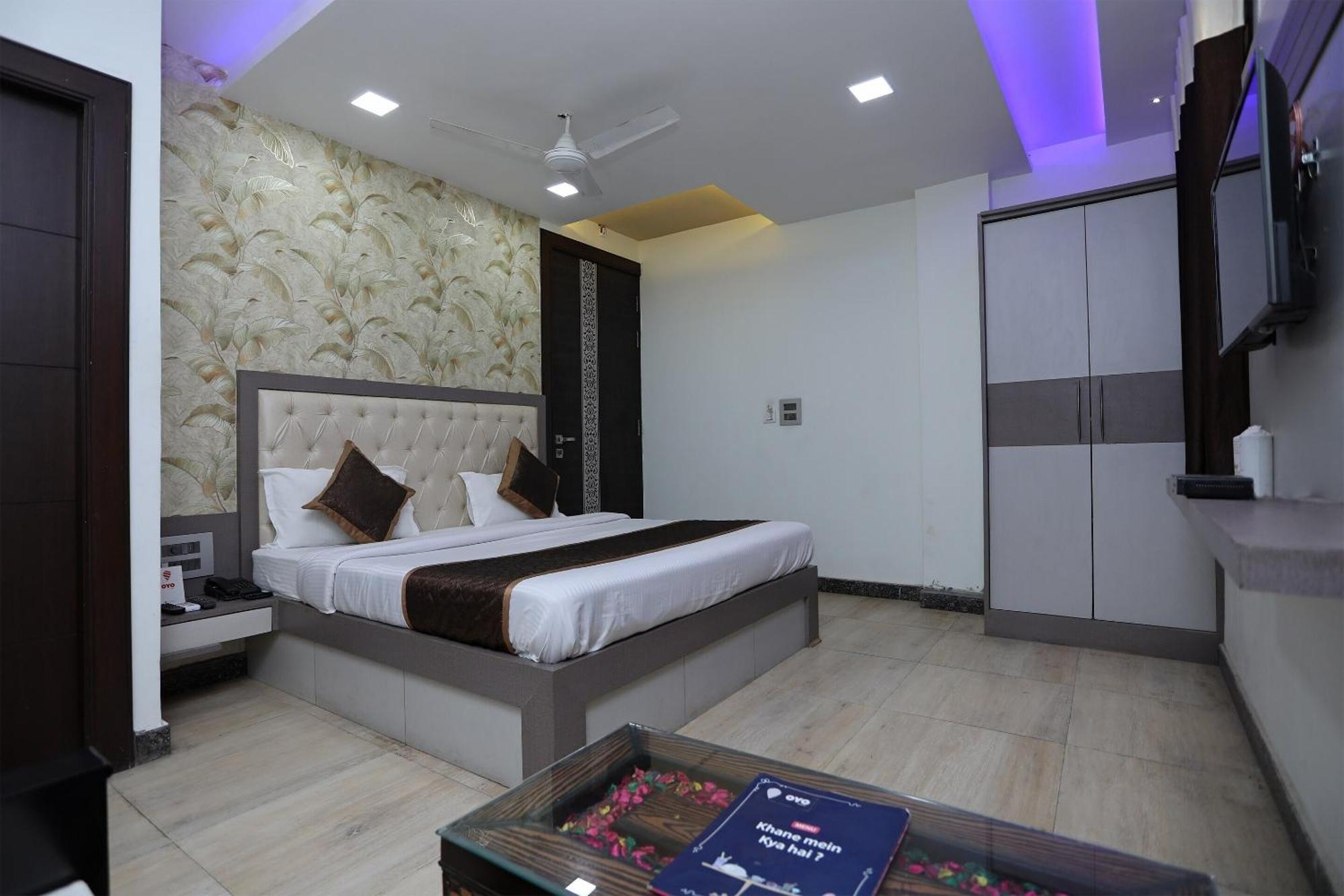 Oyo Hotel Vaishnavi Heritage Inn Agra  Ngoại thất bức ảnh