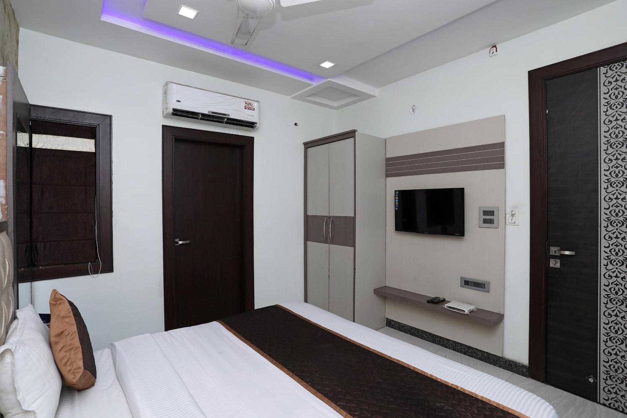 Oyo Hotel Vaishnavi Heritage Inn Agra  Ngoại thất bức ảnh