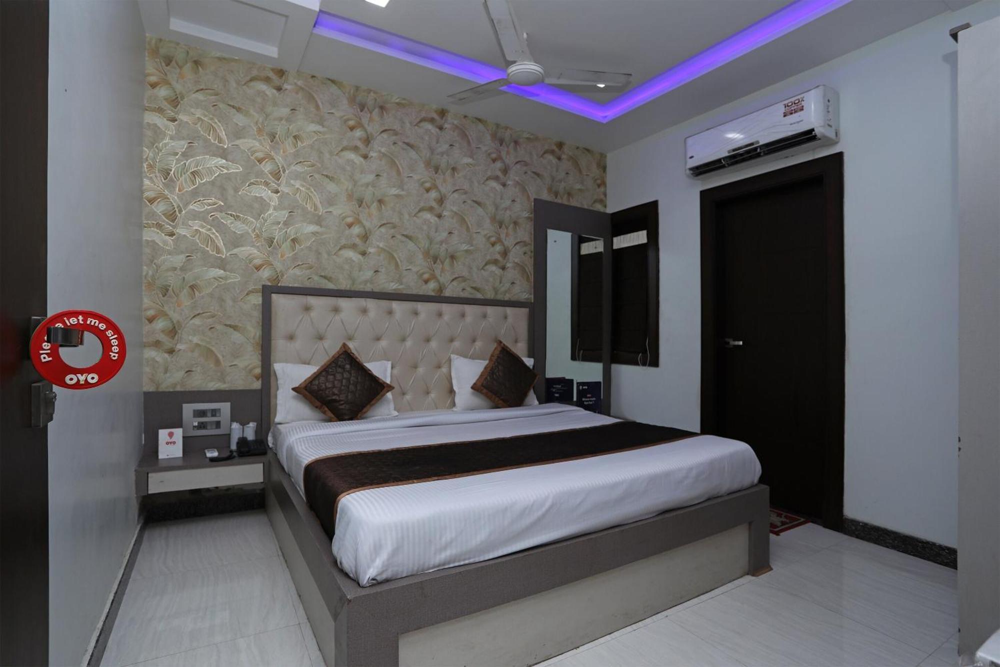 Oyo Hotel Vaishnavi Heritage Inn Agra  Ngoại thất bức ảnh